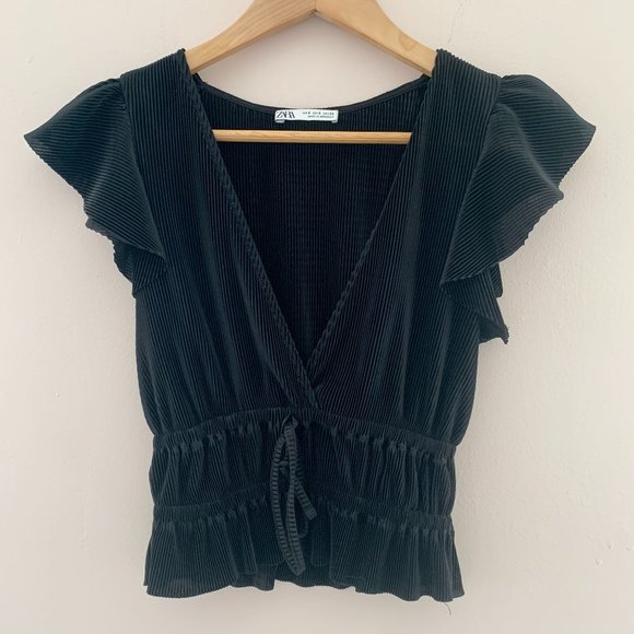 Zara Ruched Flutter Top Size Small - Picture 2 of 5